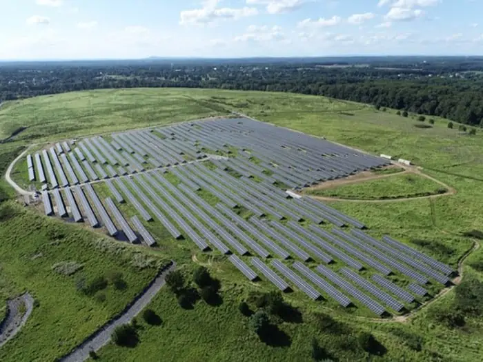 solar array on landfill
